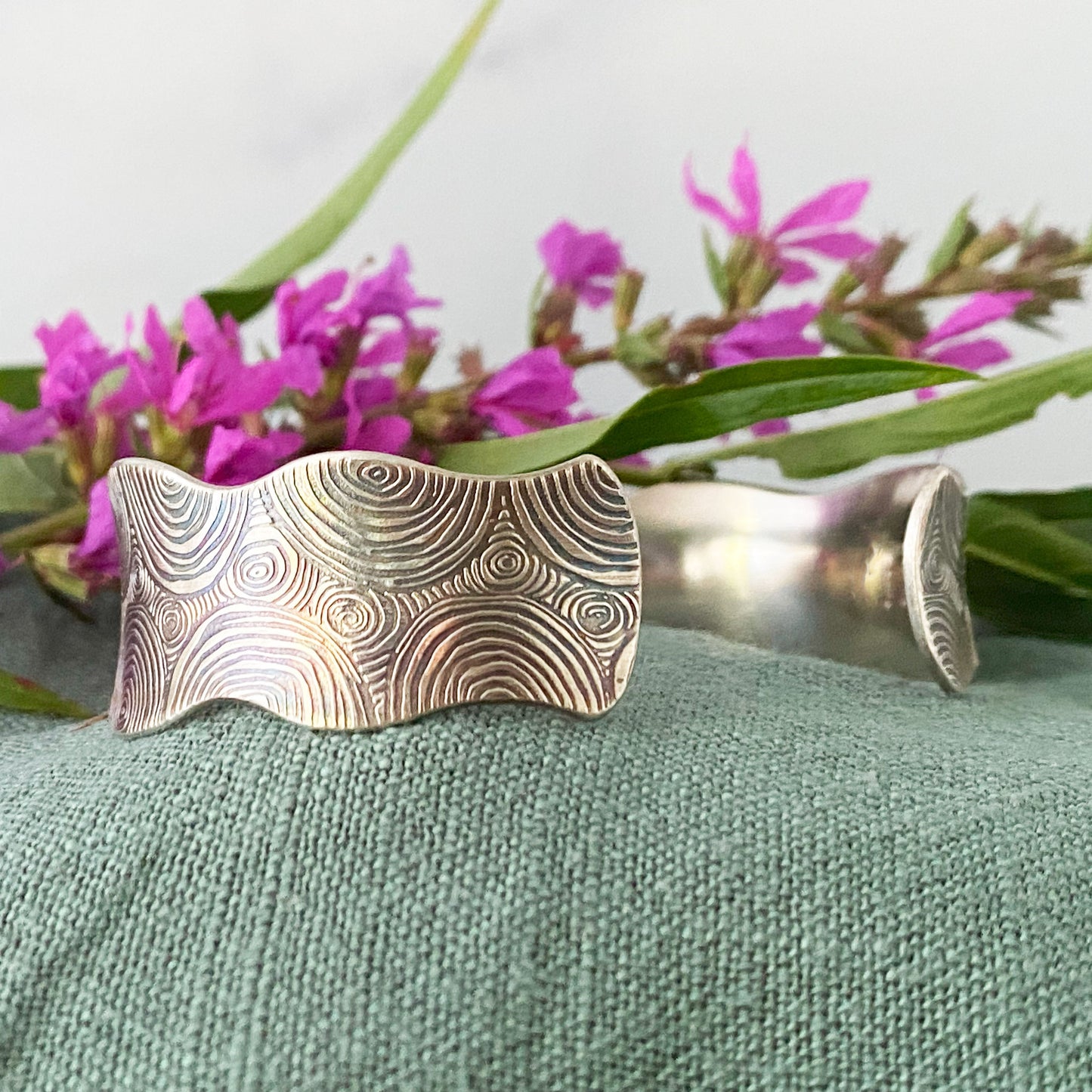 Modern Circles Anticlastic Wavy Cuff