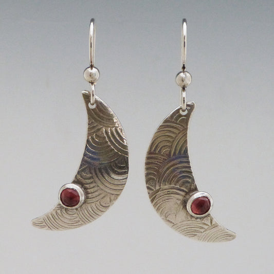 Small Moon Earrings with Garnets