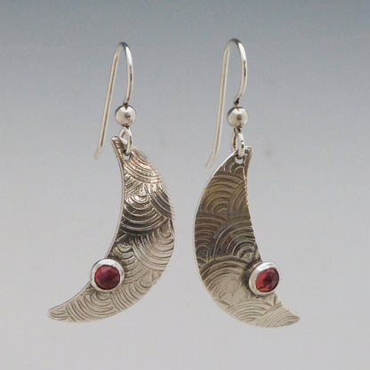 Small Moon Earrings with Garnets