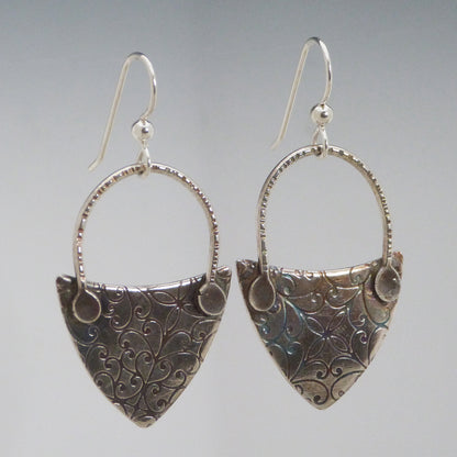 Iron Fence Pattern Hammered Earrings