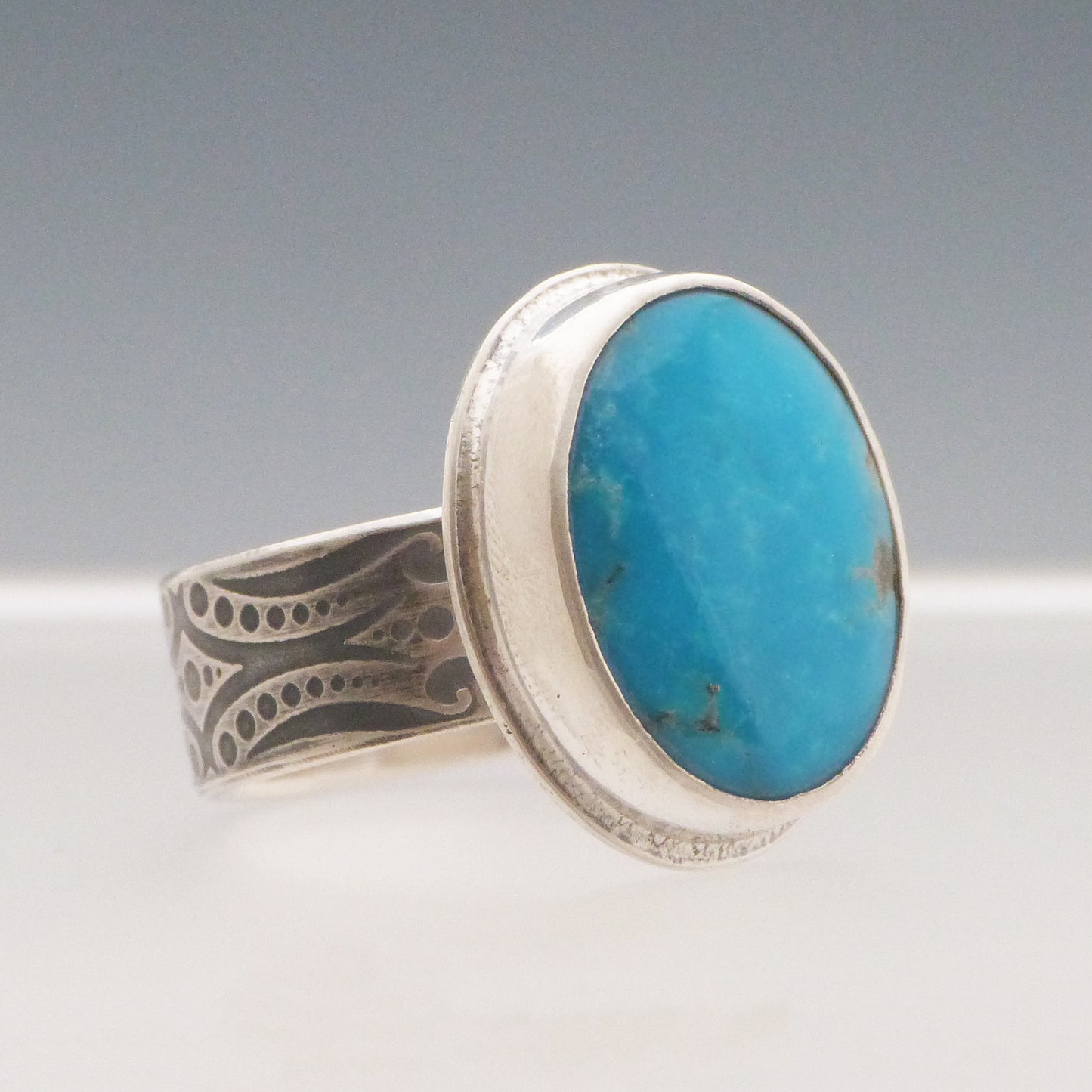 Bright Blue Turquoise Gemstone Ring