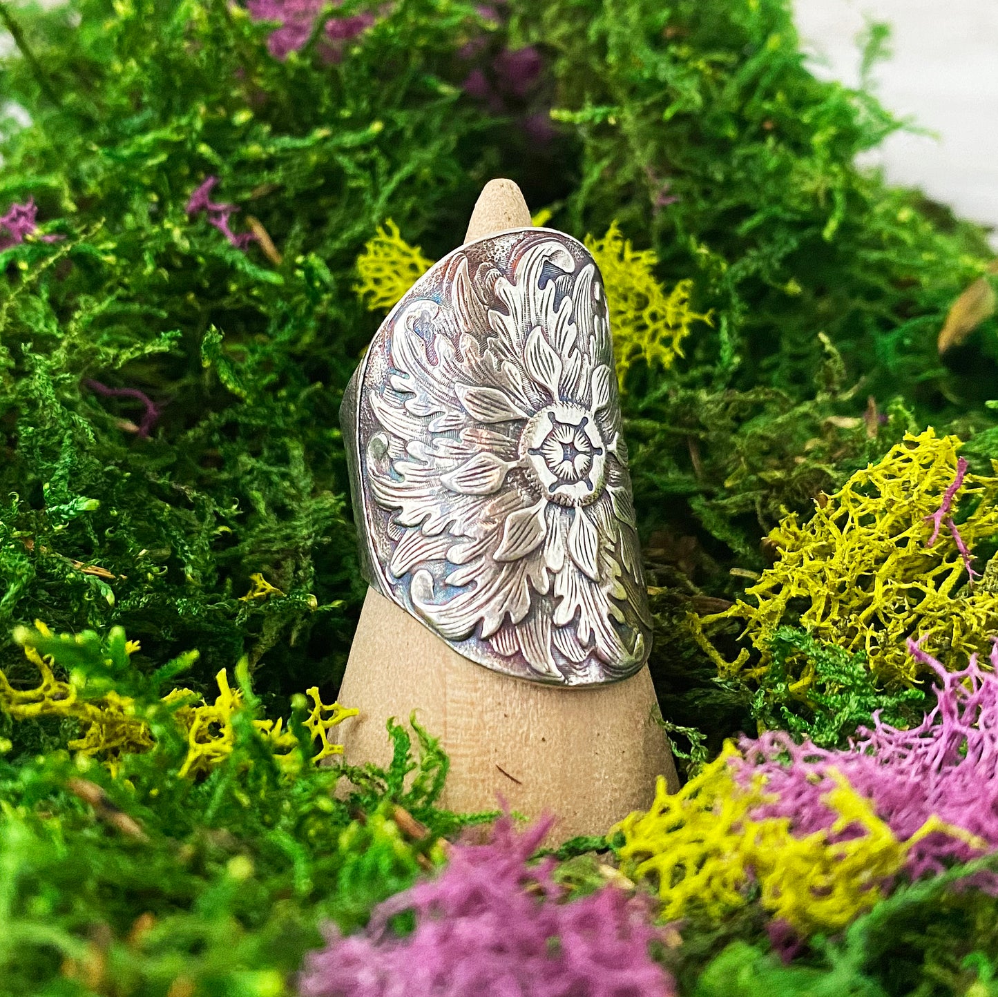 Leaf Mandala Saddle Ring