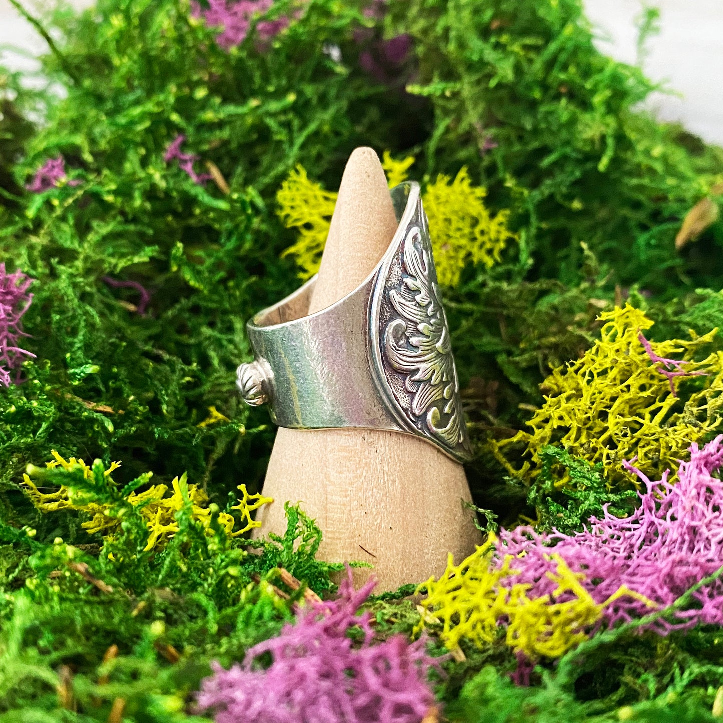 Leaf Mandala Saddle Ring