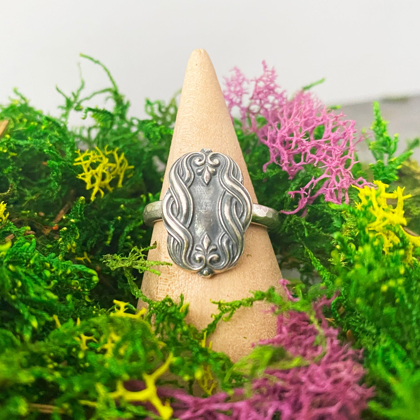 Woven Victorian Frame Ring