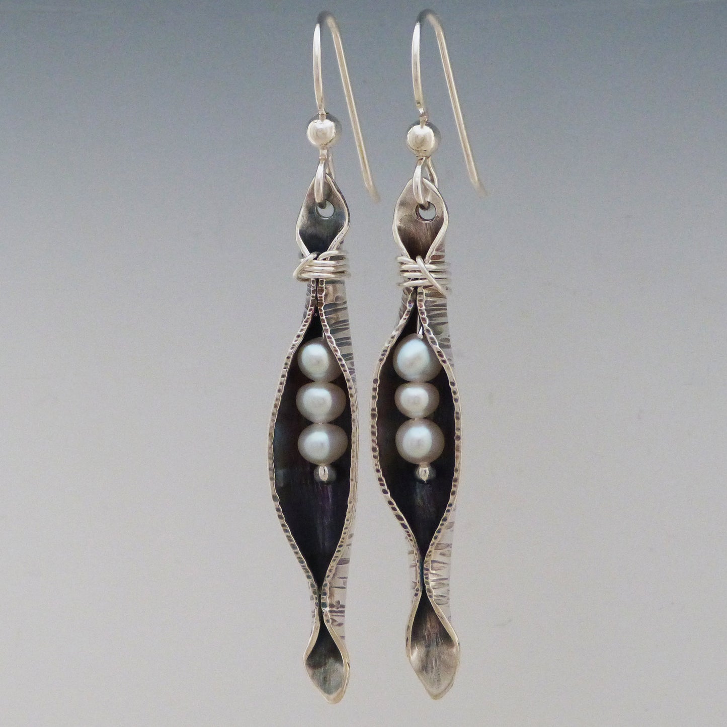 Peapod Earrings (3 pearls)
